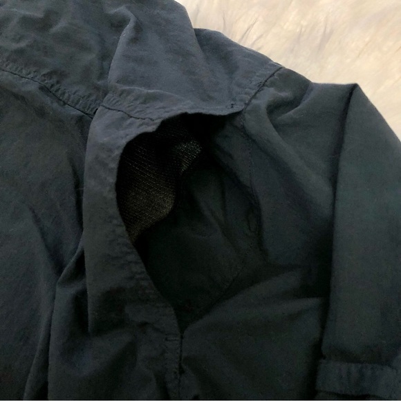 Columbia Titanium Dark Blue Long Sleeve Shirt Vented Back Nylon Button Down - Picture 12 of 13